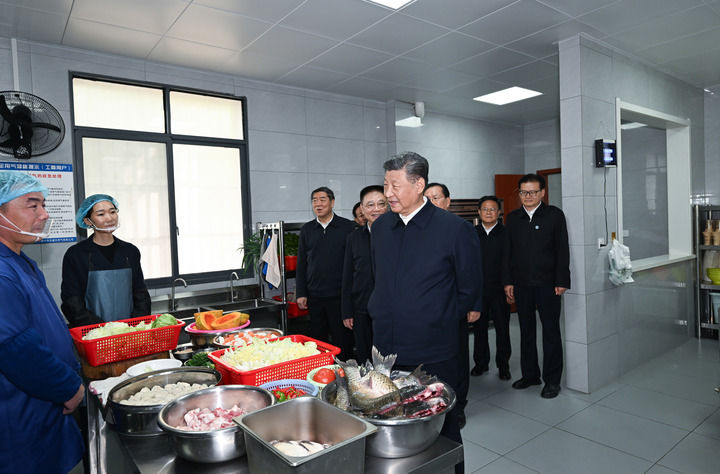 https://img-xhpfm.xinhuaxmt.com/News/202411/34bc1183a9de4f6789fe840ee7d290fa.jpg?x-oss-process=image/resize,w_1000/auto-orient,1/quality,Q_80